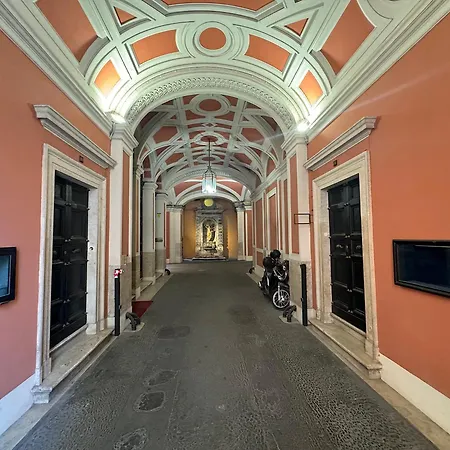 Mercede - Spanish Steps Rzym