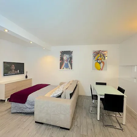 Mercede - Spanish Steps Apartament Rzym